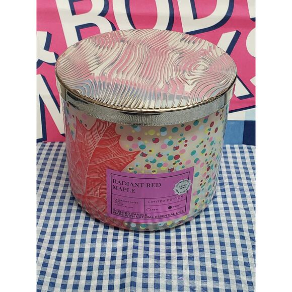 BBW Radiant Red Maple Limited Edition Vault Large 3 Wick Candle Home Fragrance - Picture 1 of 2